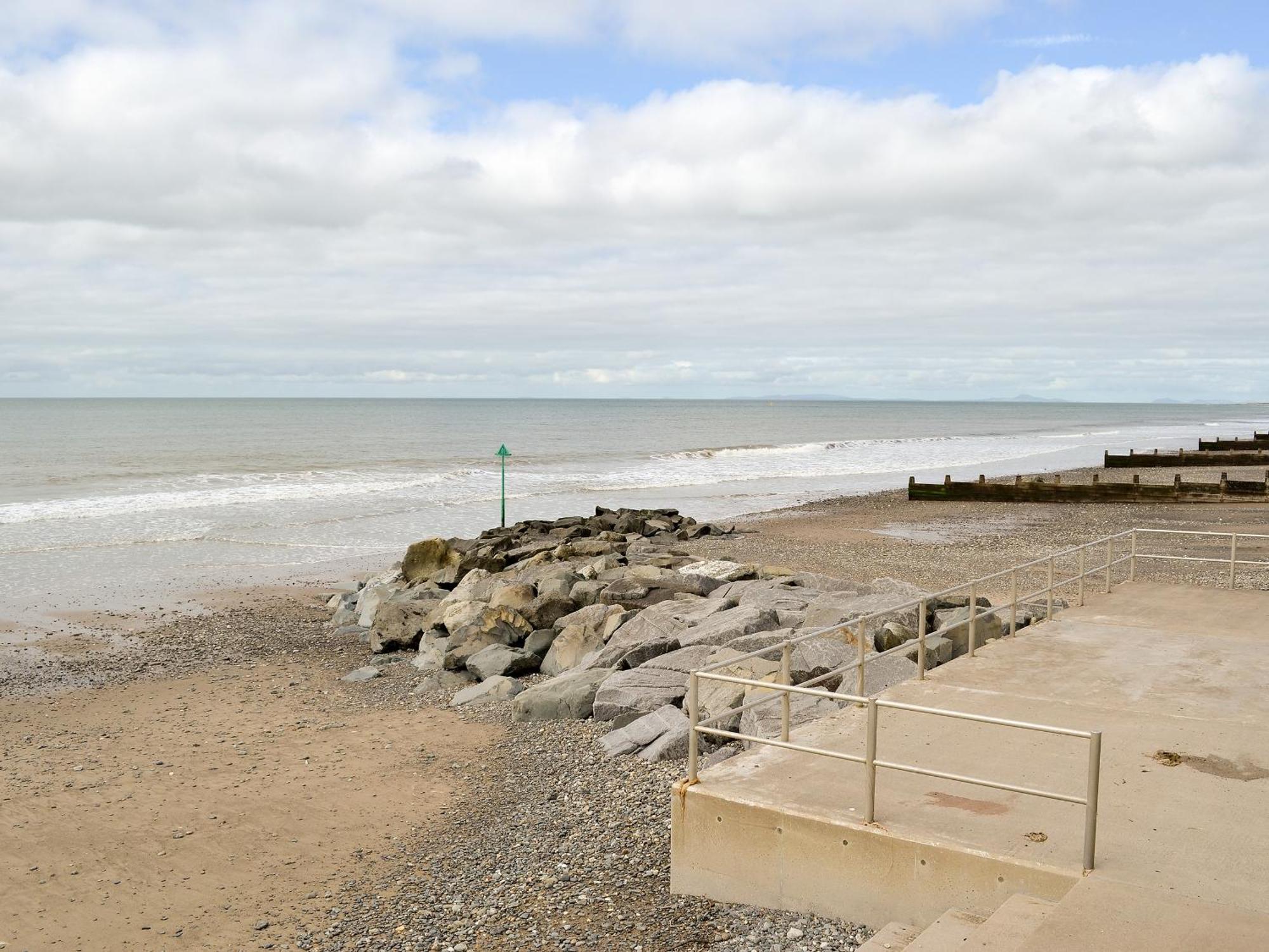 Elens Place Tywyn Exterior photo